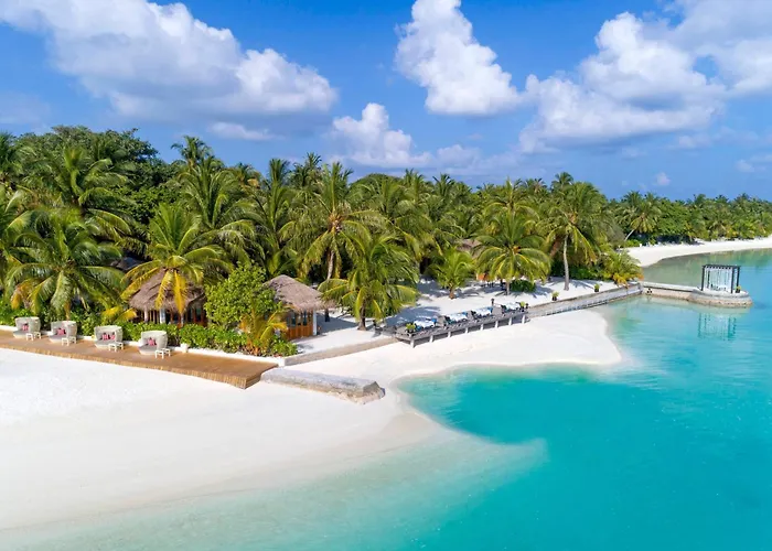 Sheraton Maldives Full Moon Resort & Spa