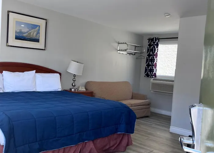 Knights Inn - Park Villa Motel, Midland
