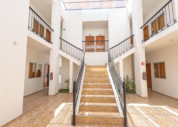 Hotel Salvatierra La Paz