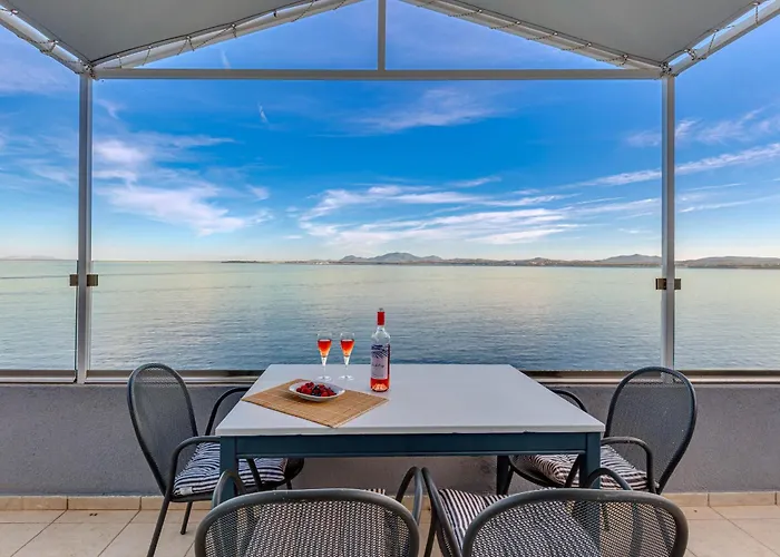 Oceanis Rooms Apartments