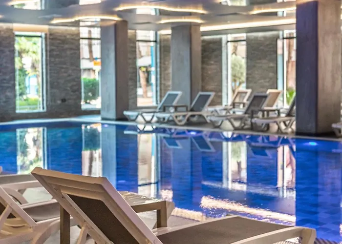 Fafa Premium Hotel&SPA Golem 