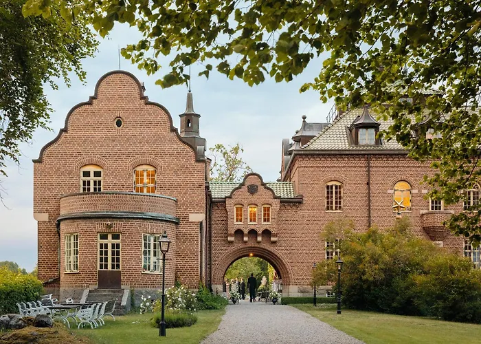 Engsholms Slott - Adults Only
