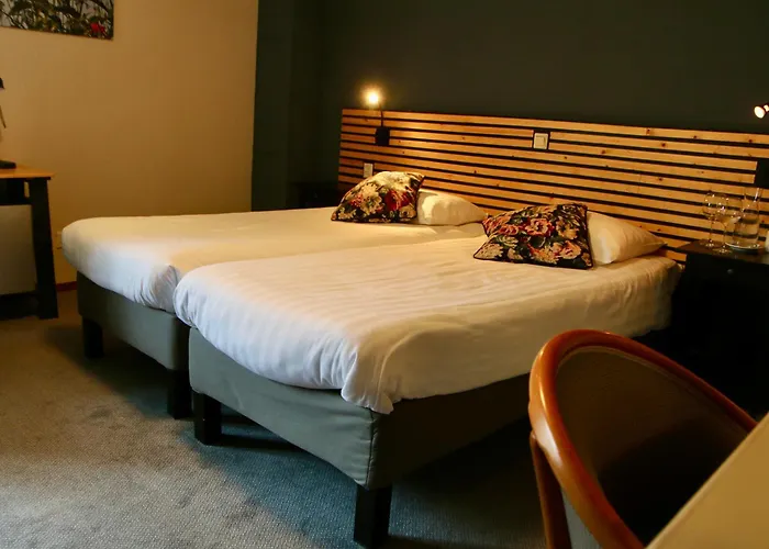 Hotel Restaurant De Roosterhoeve Roosteren