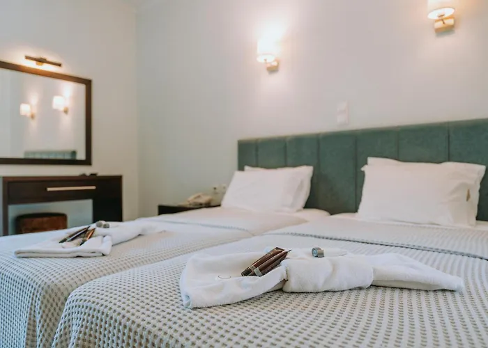 Karavostasi Beach Hotel Perdika 