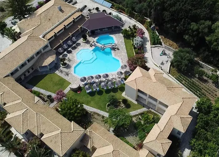 Karavostasi Beach Hotel