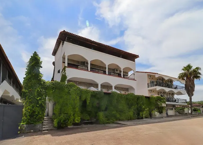 Hanioti Grand Victoria