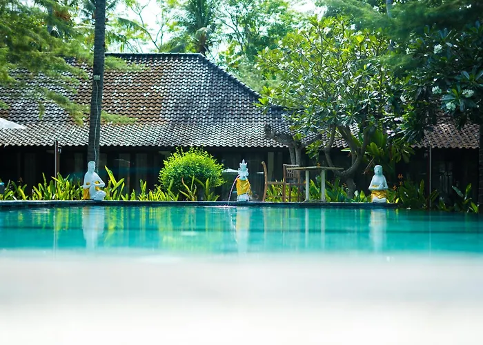 Royal Regantris Villa Karang Gili Air