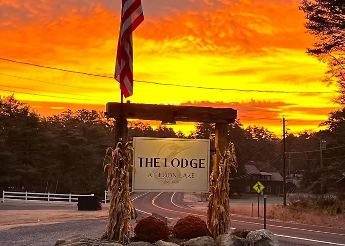 The Lodge At Loon Lake