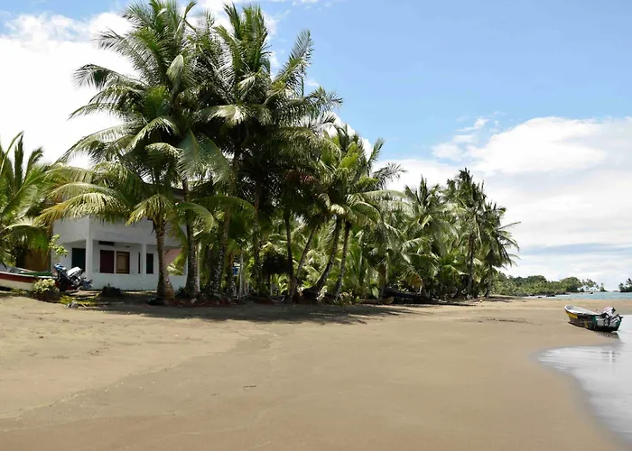 Playa Guachalito