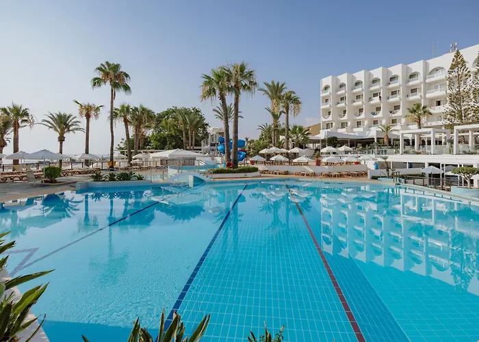Golden Coast Beach Hotel Protaras