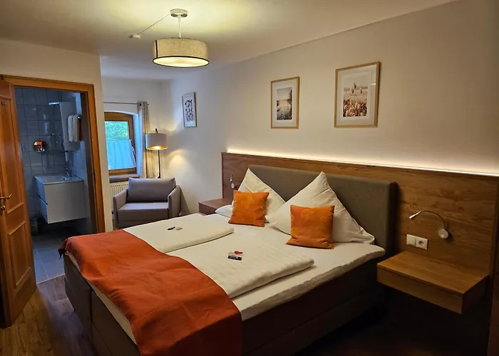 Land-gut-Hotel Gasthof Waldschänke Altfraunhofen