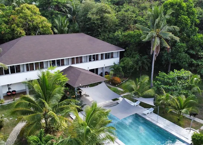 Sunset Cove Beach&Dive Resort Romblon