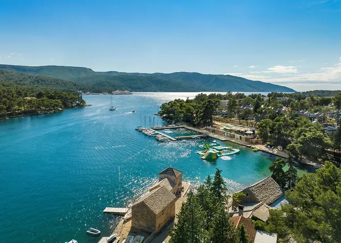 Valamar Amicor Resort Stari Grad 