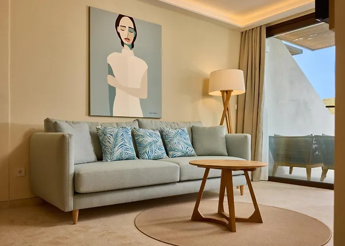 Cala San Miguel Hotel Ibiza, Curio Collection By Hilton, Adults Only Port de Sant Miguel