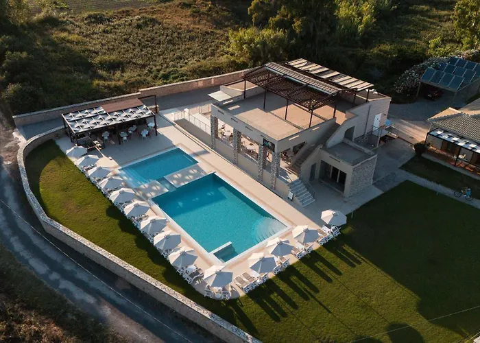 Niriides Luxury Villas Methone