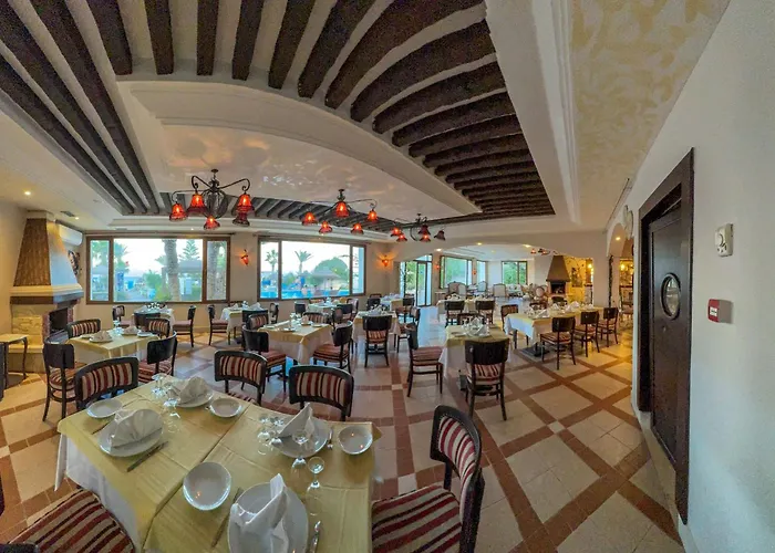 Hotel De Charme Et Spa Dar El Bhar Mezraia