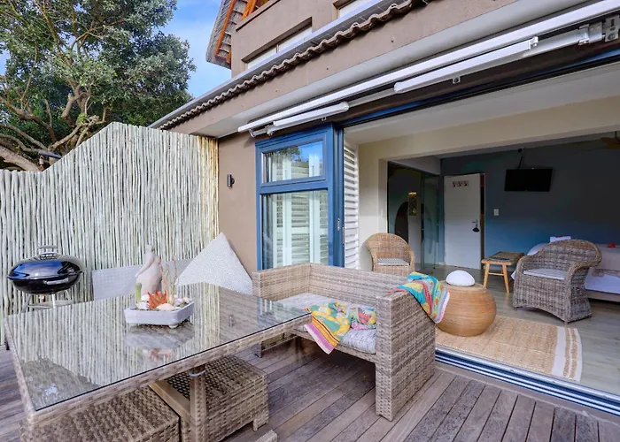 Pearl Moon Boutique Suites