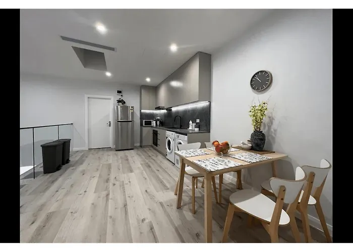 Macquarie Guest House