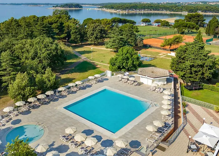 Arena Hotel Holiday Medolino