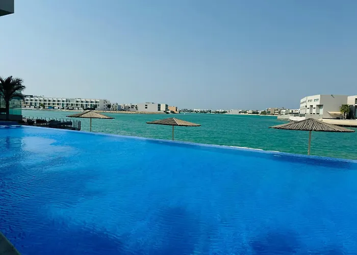 Dragon Beach Hotel Muharraq