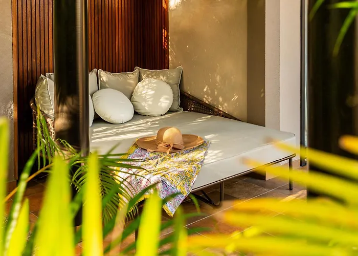 Palm Hotel & Spa Petite Île