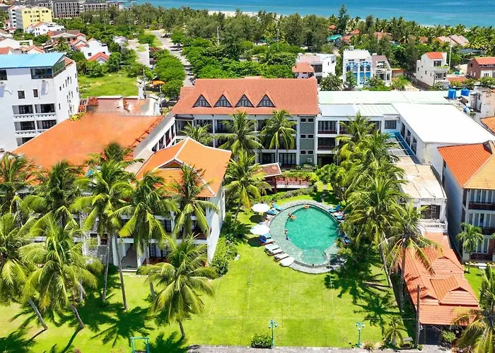 River Beach & Residences