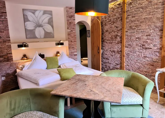 Domaine Du Haut Jardin Hotel & Chalets Spa Prive Rehaupal