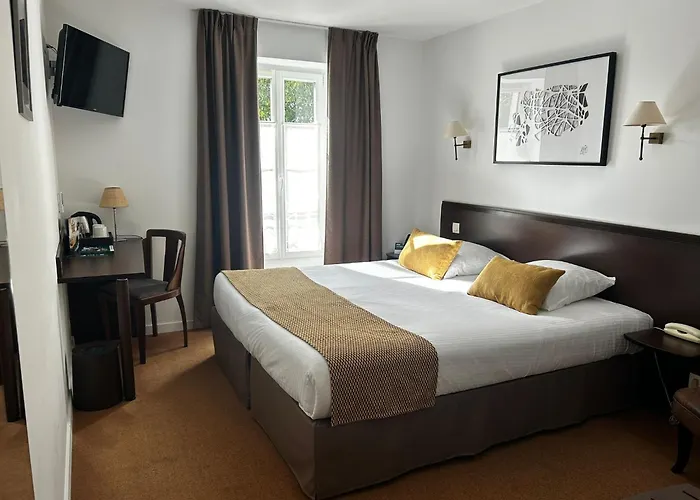 Logis Hotel Le Richelieu - Royan Atlantique Saujon