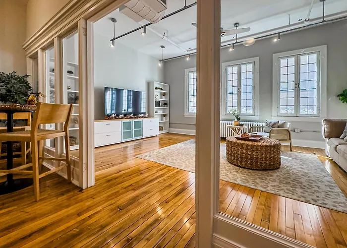 The Historic Lyric Presidential Suite