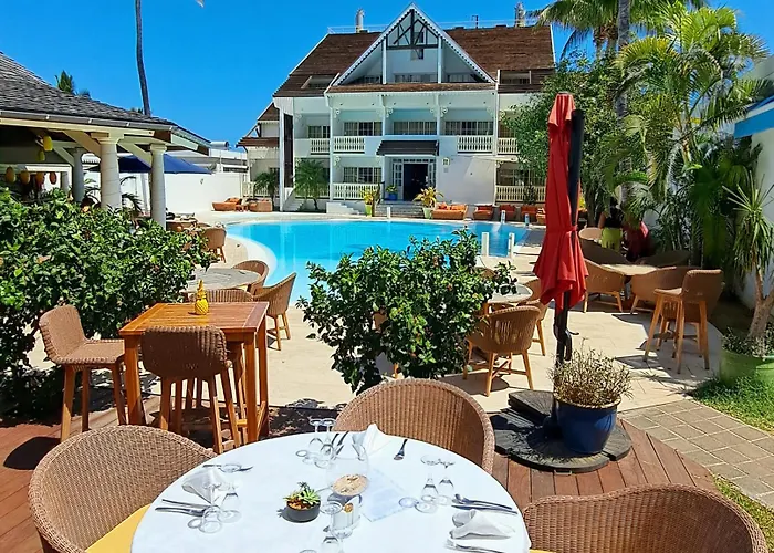 Le Nautile Beachfront Saint-Gilles-les-Bains