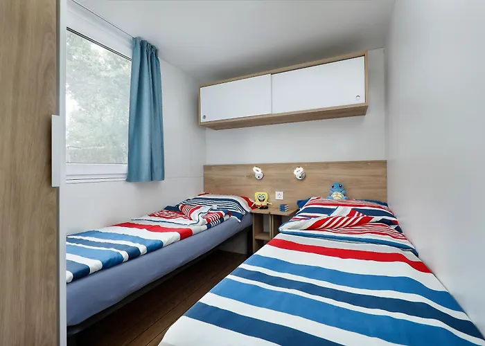 Albatross Mobile Homes On Valamar Camping Lanterna Tar-Vabriga