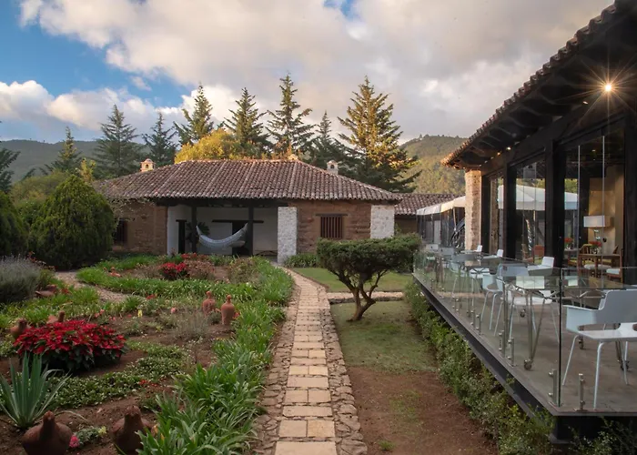 Uvence Arte + Hotel San Cristóbal de Las Casas