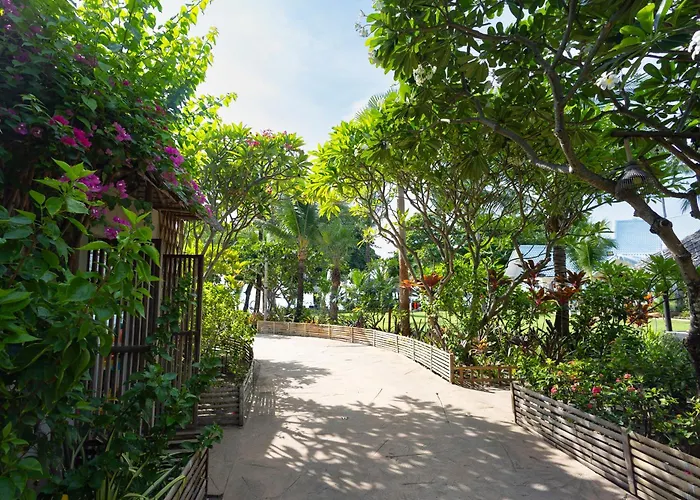 King's Garden Resort - SHA Plus Chaweng Beach