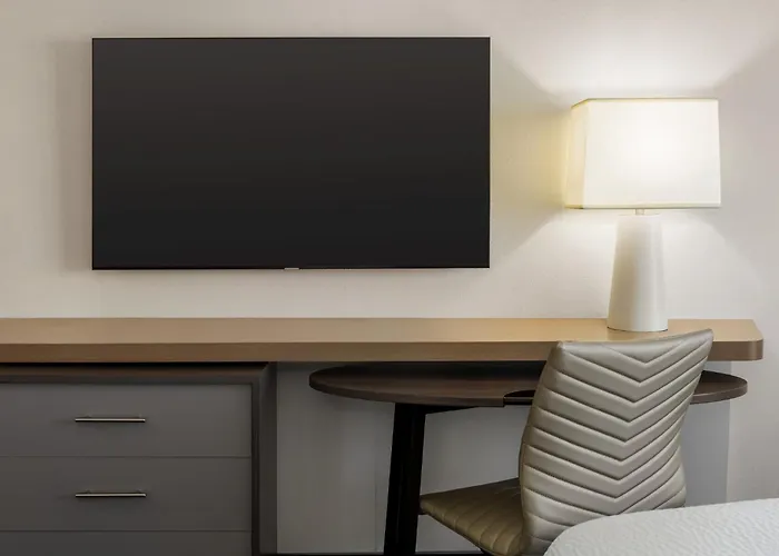 Holiday Inn Columbus-Hilliard By Ihg New Rome