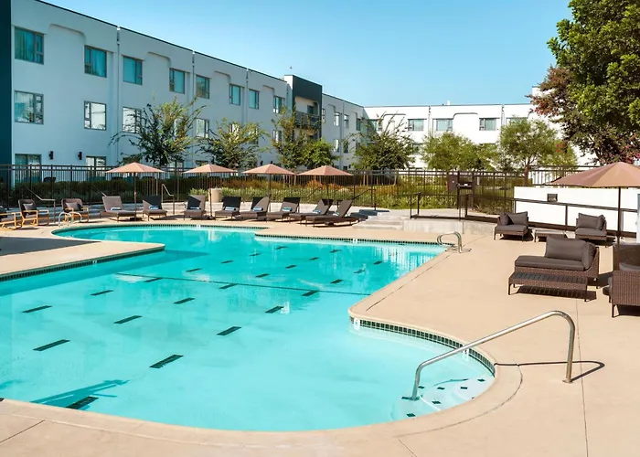 Delta s By Marriott Airport