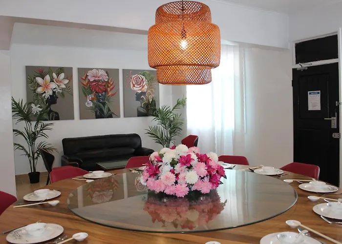 Pacific Crown Hotel Honiara