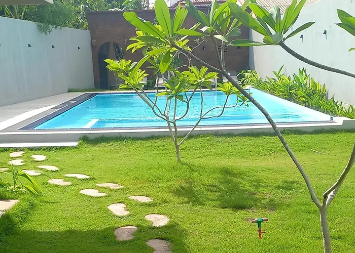 Ocean View Tourist Guest House At Negombo Beach Near The Airport