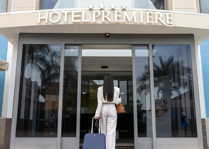 Hotel Premiere Varcaturo