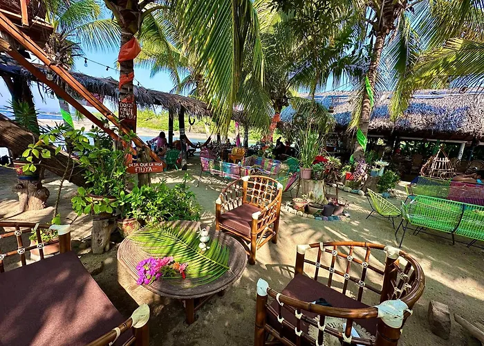 Jovita y Pancho Resort Saladita