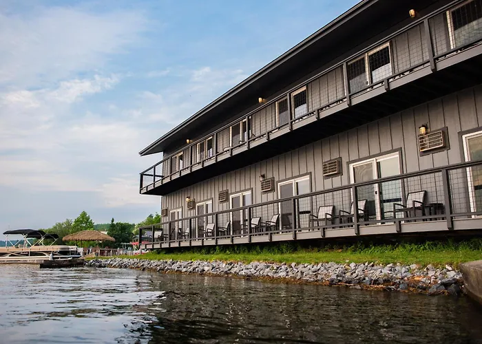 Lake Bomoseen Lodge