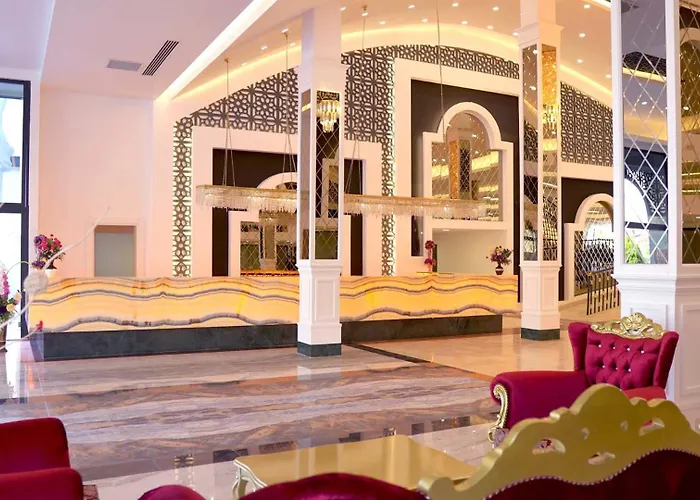 Dream World Palace Colakli