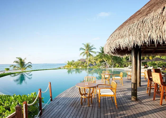 Lux* South Ari Atoll Resort & Villas