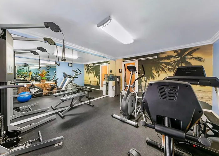 Best Western Harbour Inn & Suites Huntington - Sunset Beach