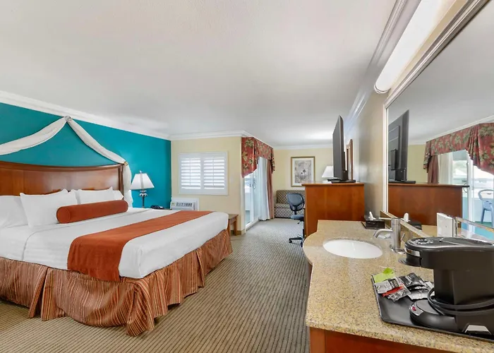 Best Western Harbour Inn & Suites Huntington -