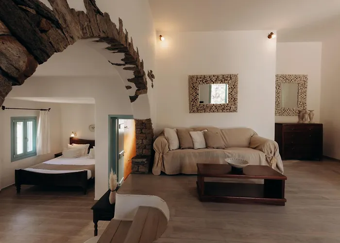 Medusa Beach Resort & Suites Plaka 
