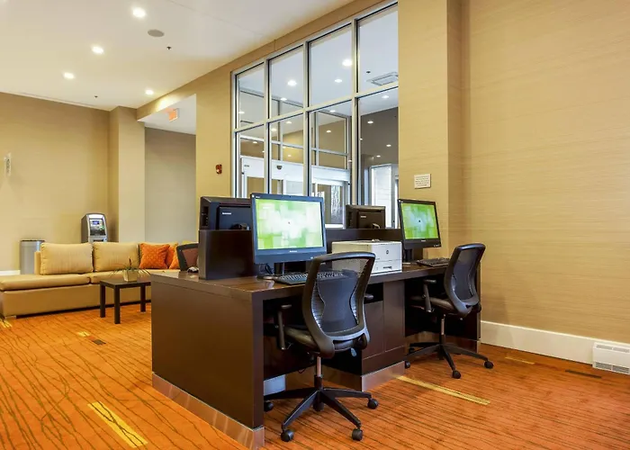 Courtyard By Marriott Montreal West Island/Baie D'Urfe