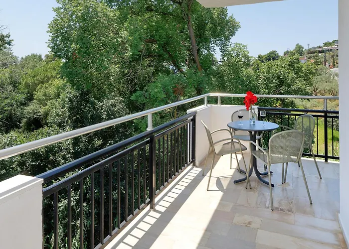 Hotel Korali Troulos