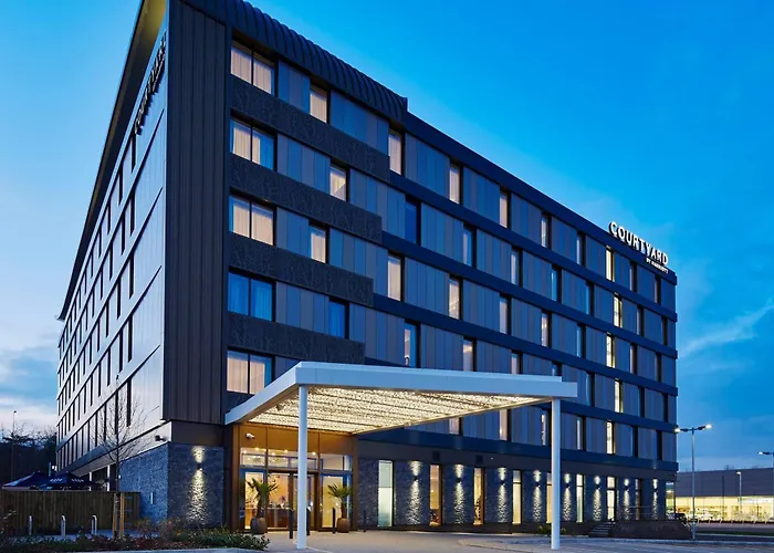 Courtyard By Marriott Oxford South