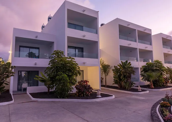 Oasis Lanz Beach Mate Costa Teguise