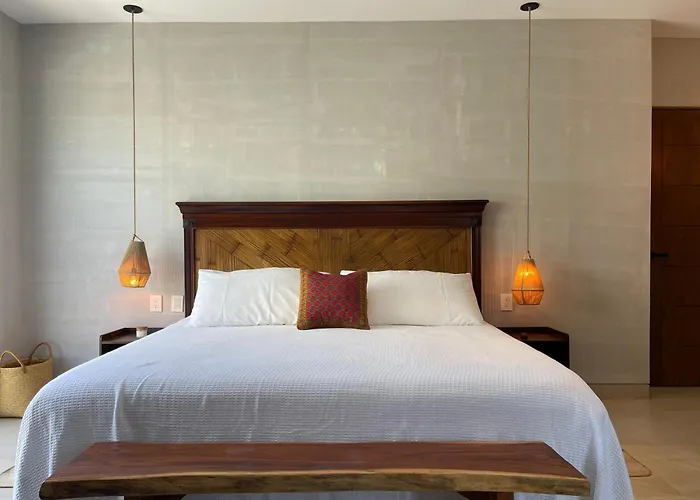 *Casa Aluxes- Guesthouse*